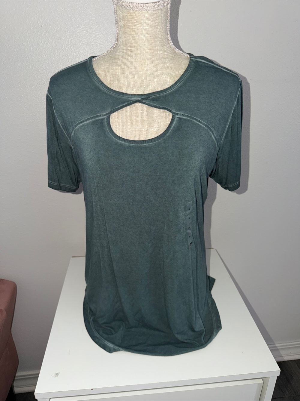White Crow Teal Green Short Sleeve Keyhole Tee